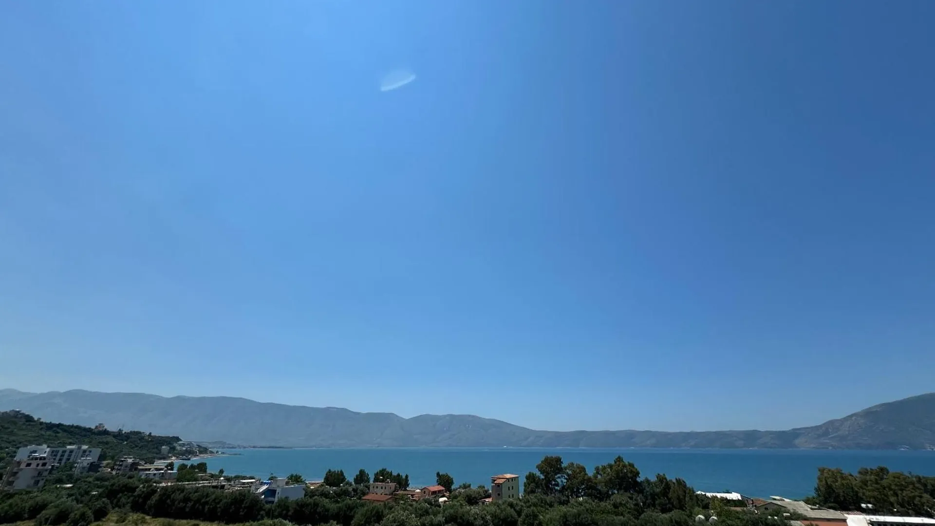 Aparthotel Sea La Vie Vlorë 0*,