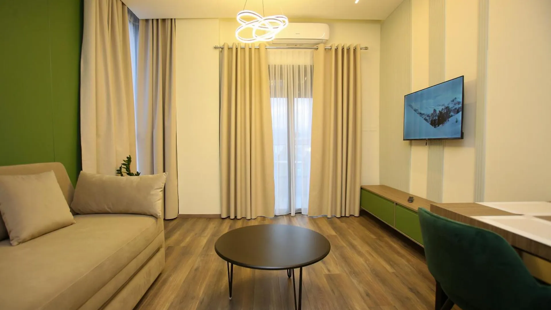 Aparthotel Sea La Vie Vlorë